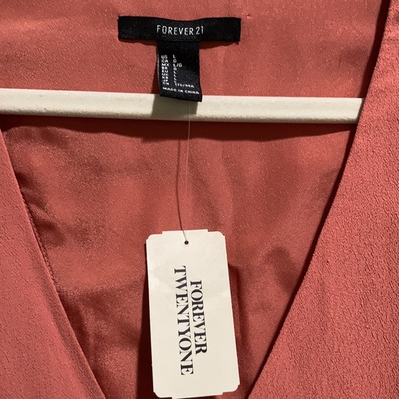 Forever 21 Long Sleeve Cutout Back Dress🍑 - Picture 11 of 15